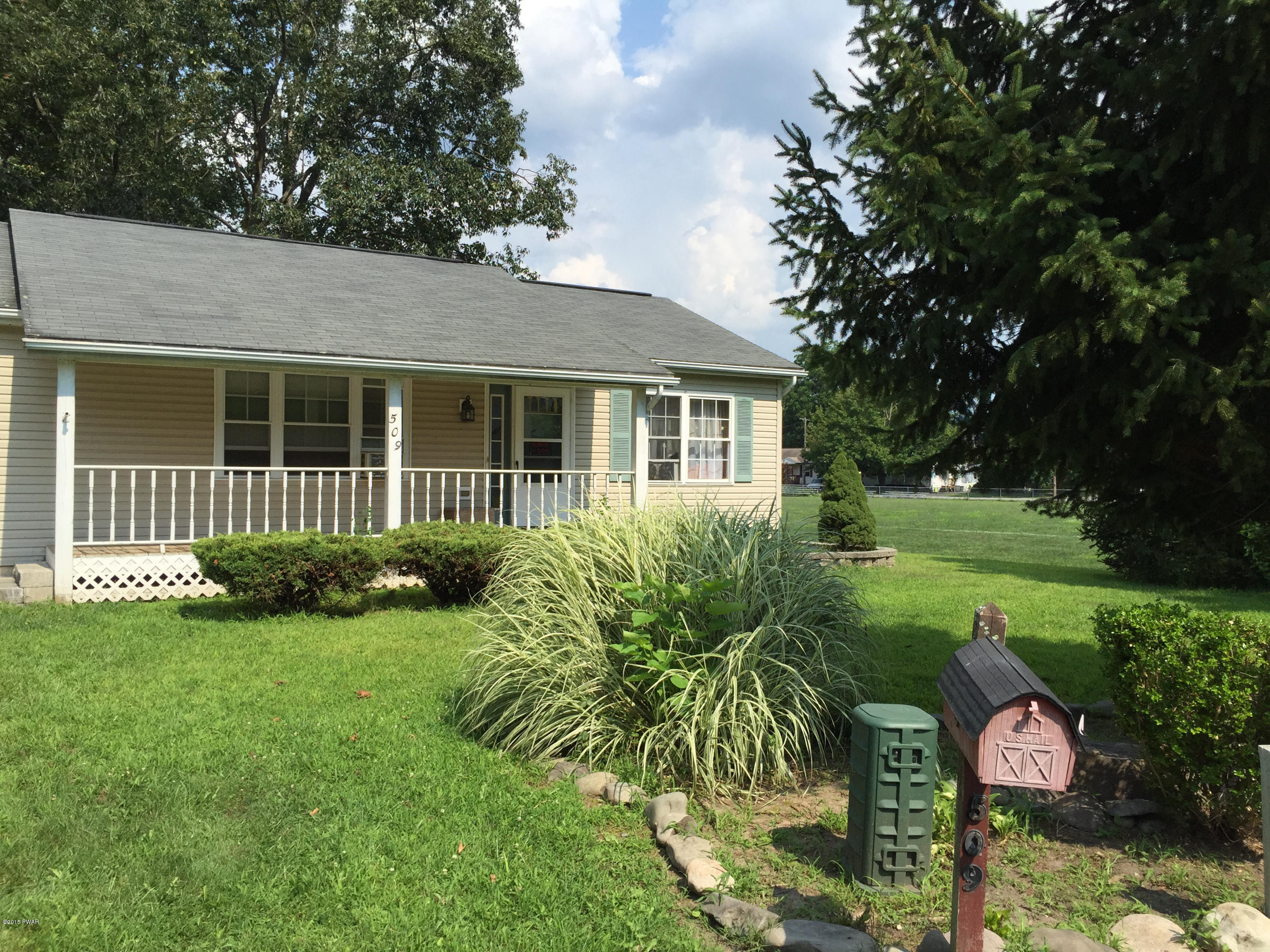 509 9th Street Matamoras, PA 18336 - Photo 2 of 20