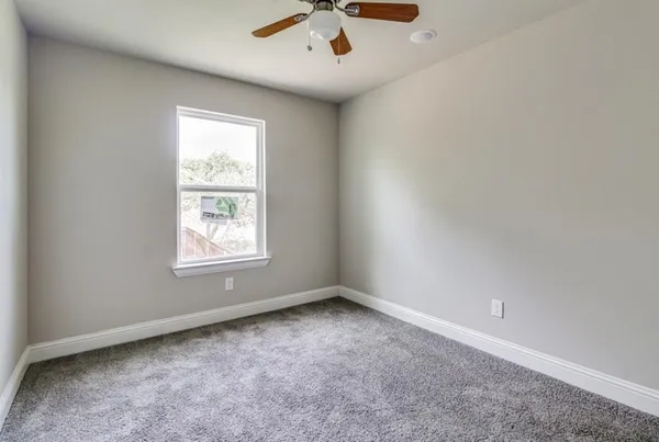 $1,600 | 811 West Coffin Street, Denison, TX 75020