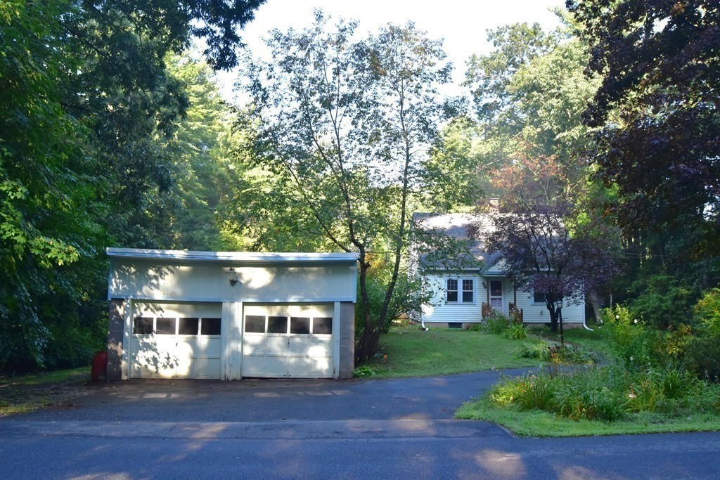 236 Harkness Road Amherst, MA 01002 - Photo 3 of 41 front view of house with a yard