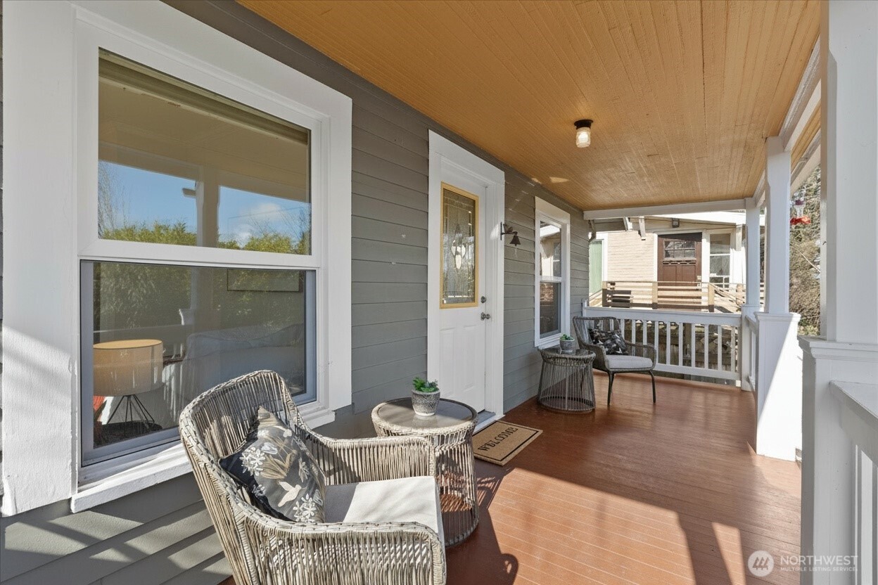 7729 18th Avenue Southwest Seattle, WA 98106 - Photo 8 of 36 a dining room with furniture and window