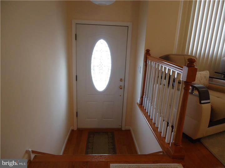 3966 Constance Road Philadelphia, PA 19114 - Photo 2 of 25 Foyer
