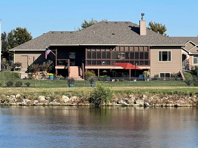 $515,000 | 1717 Firebox, Newton, KS 67114