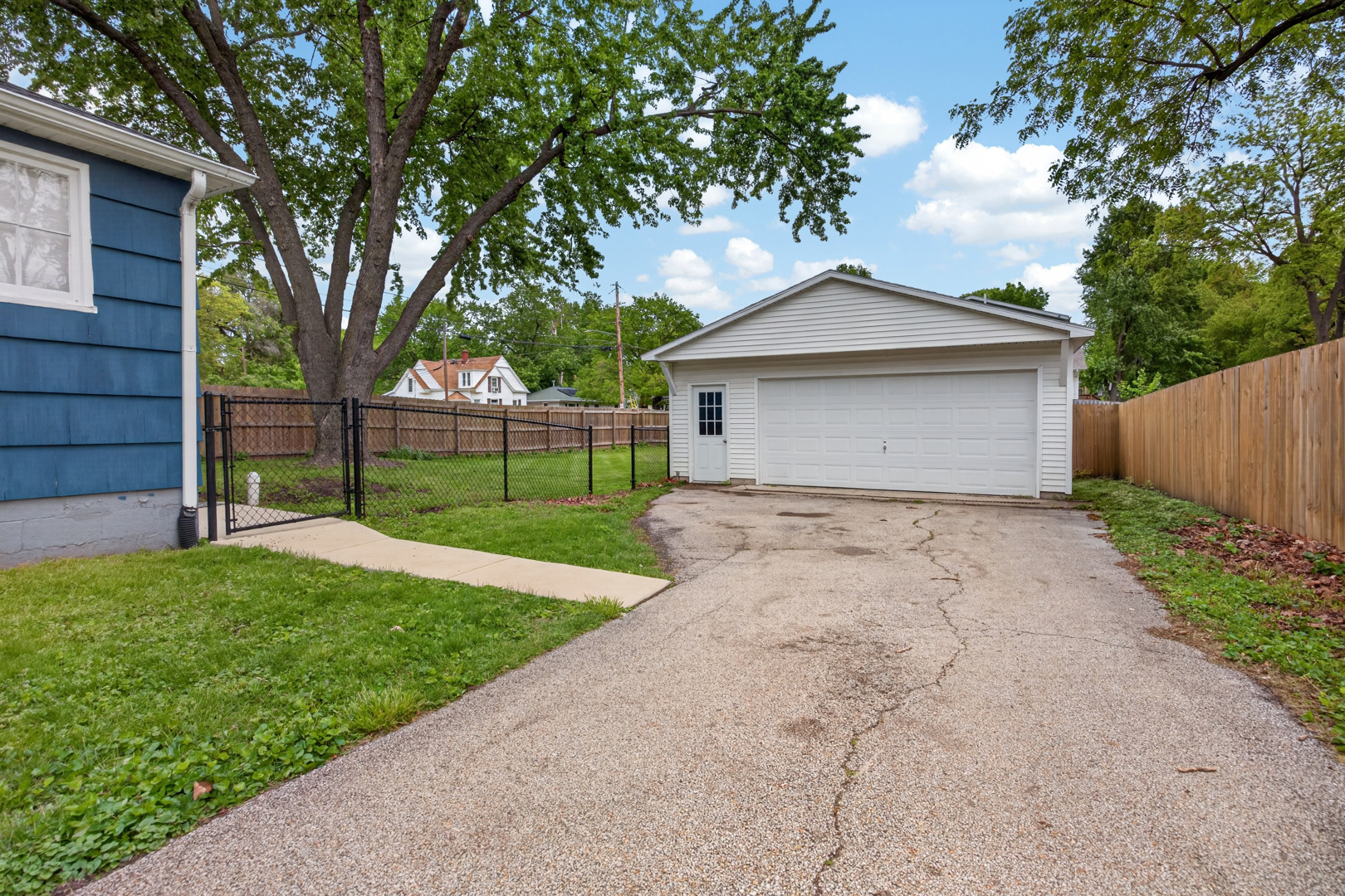 608 North Fell Avenue Normal, IL 61761 - Photo 20 of 24