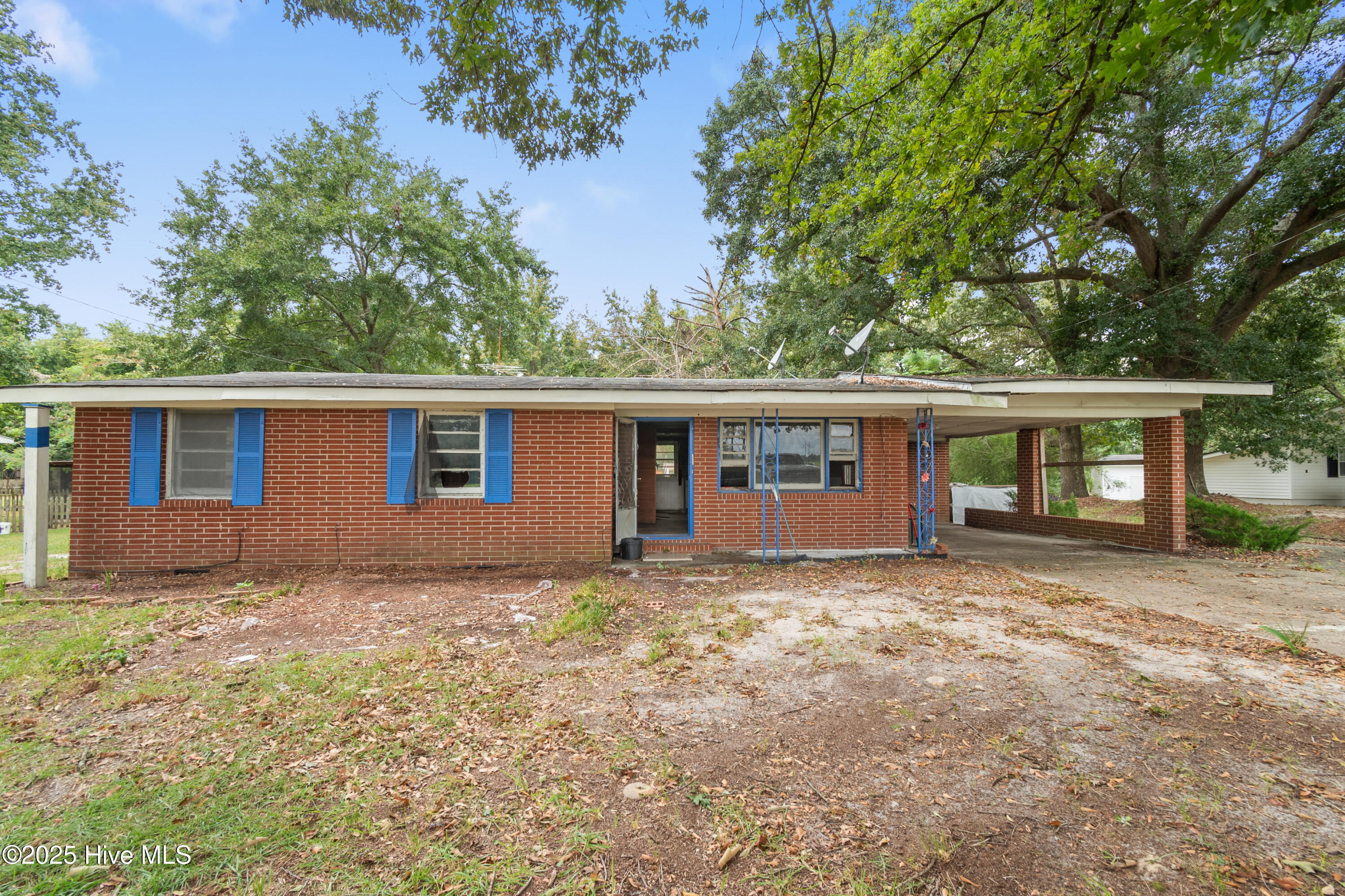 215 Turkey Branch Road Beulaville, NC 28518 - Photo 3 of 19 DSC_6568