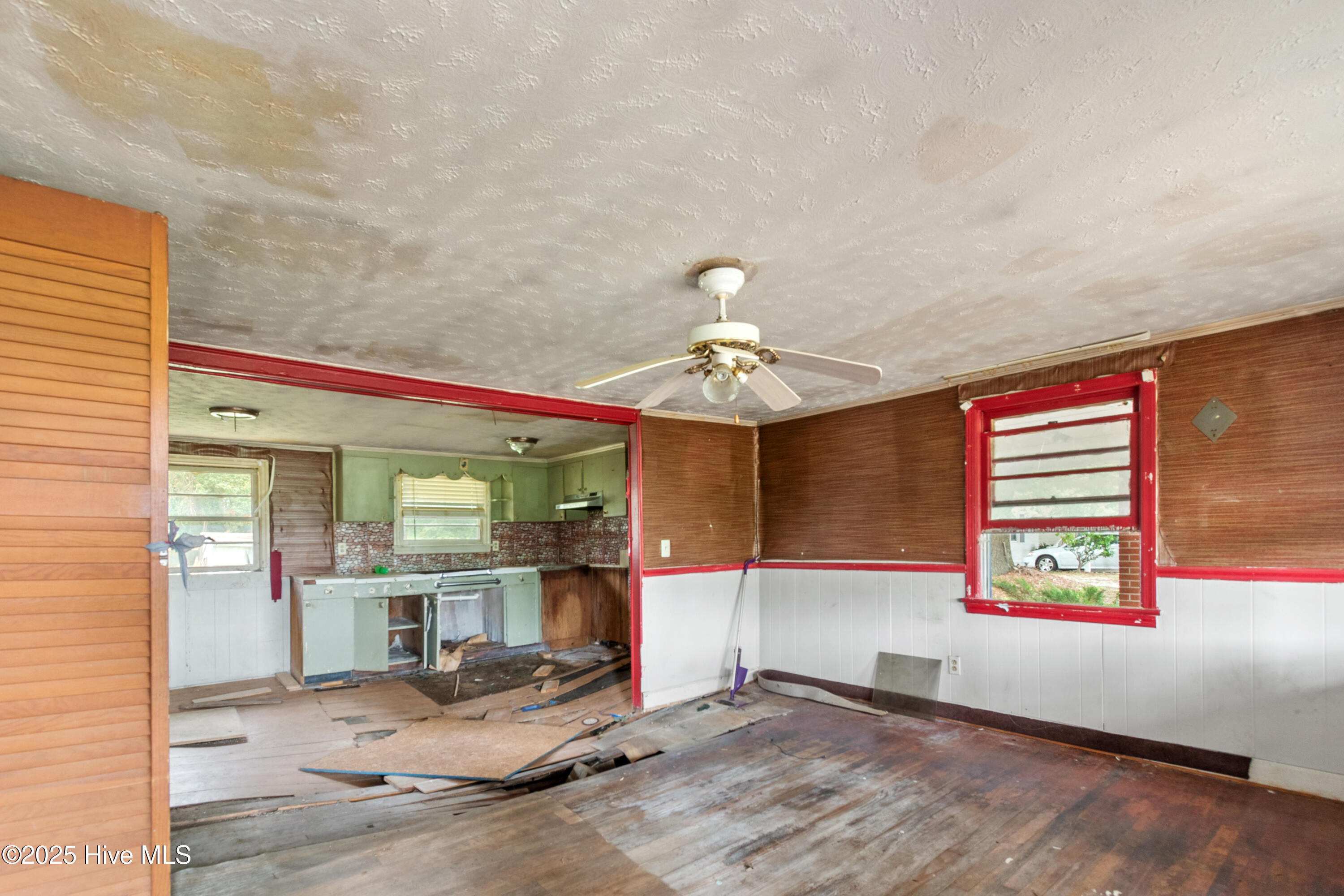 215 Turkey Branch Road Beulaville, NC 28518 - Photo 6 of 19 DSC_6581