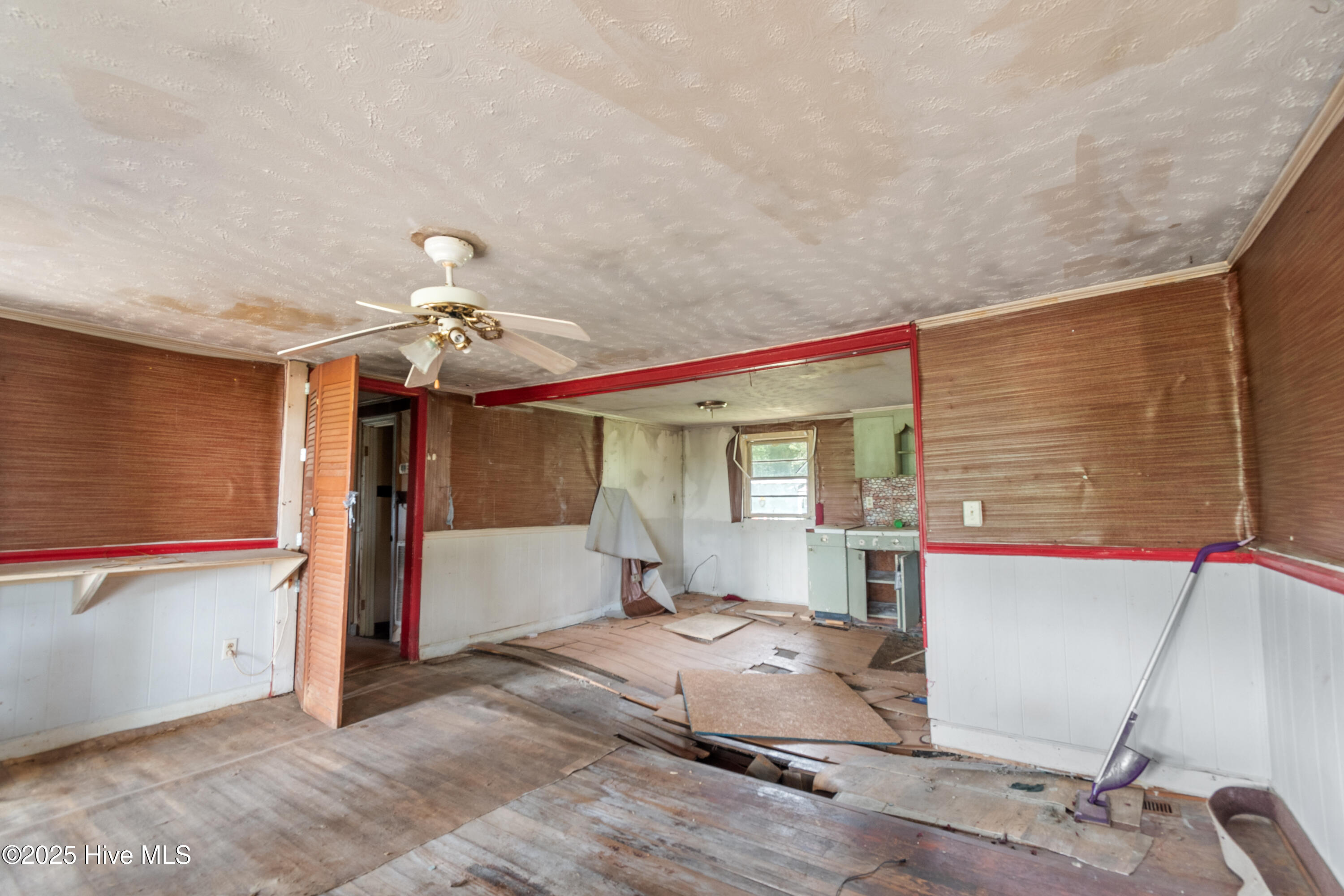 215 Turkey Branch Road Beulaville, NC 28518 - Photo 7 of 19 DSC_6584