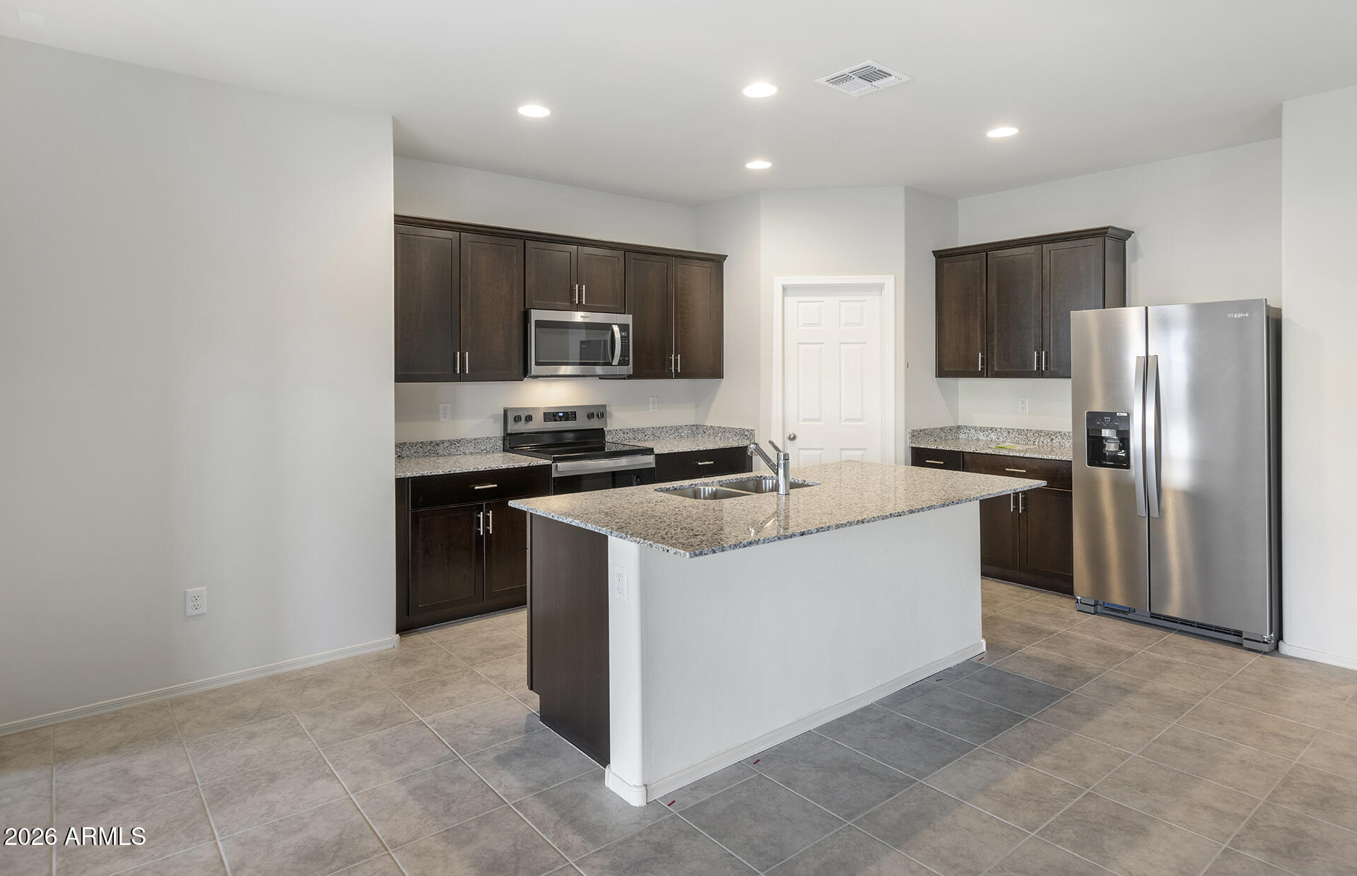 25446 West Romley Road Buckeye, AZ 85326 - Photo 4 of 21 2 - Kitchen