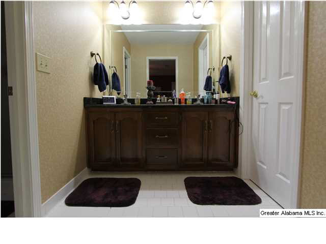 761 Gable Drive Center Point, AL 35215 - Photo 15 of 20