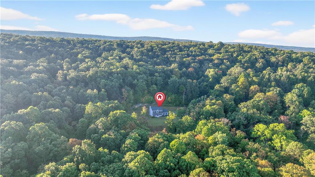 139 Ladybug Lane Ligonier, PA 15658 - Photo 2 of 33 a view of a city