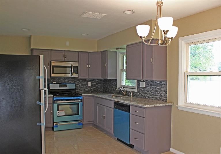 10602 Lane Street Crown Point, IN 46307 - Photo 6 of 10 767x534