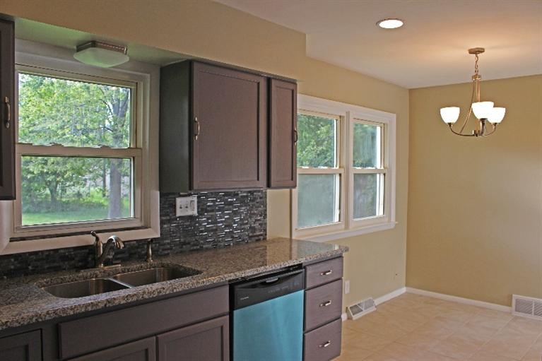 10602 Lane Street Crown Point, IN 46307 - Photo 8 of 10 767x511