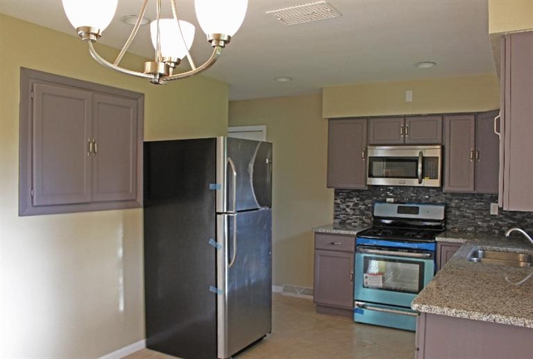 10602 Lane Street Crown Point, IN 46307 - Photo 9 of 10 767x517