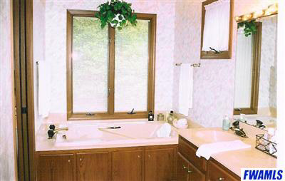 5516 Litchfield Road Fort Wayne, IN 46835 - Photo 8 of 10 Gallery Image 8
