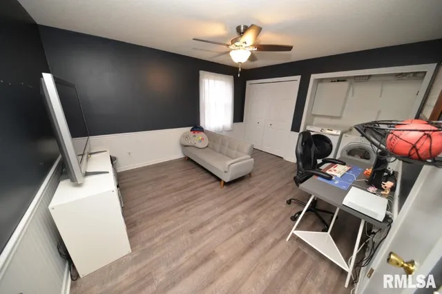 $260,000 | 824 North McCauley Lane, Mount Vernon, IL 62864