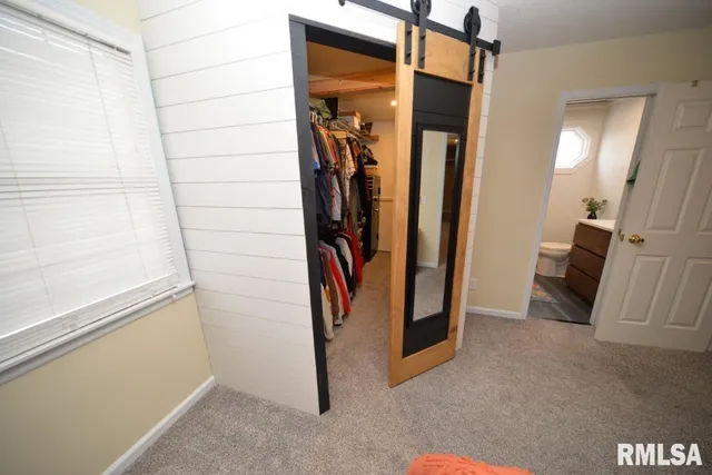 $260,000 | 824 North McCauley Lane, Mount Vernon, IL 62864