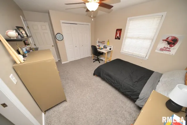 $260,000 | 824 North McCauley Lane, Mount Vernon, IL 62864