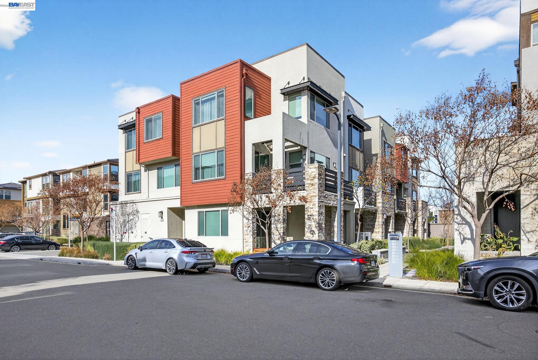 5521 Gracen Way Dublin, CA 94568 - Photo 3 of 58