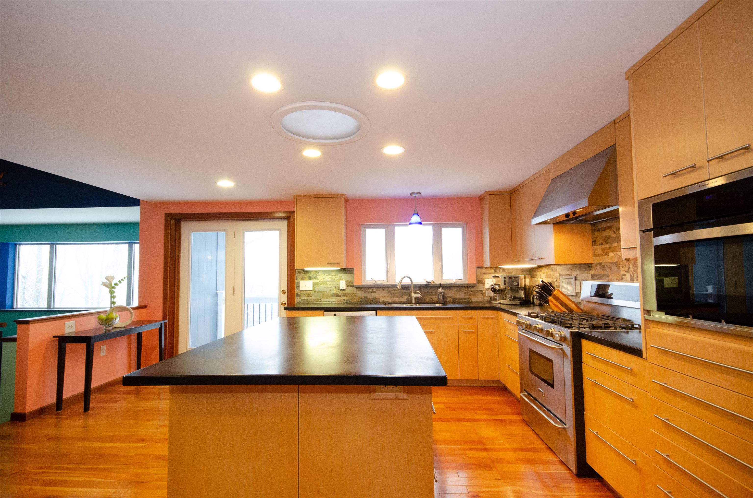 977 Bates Road Shoreham, VT 05770 - Photo 4 of 23