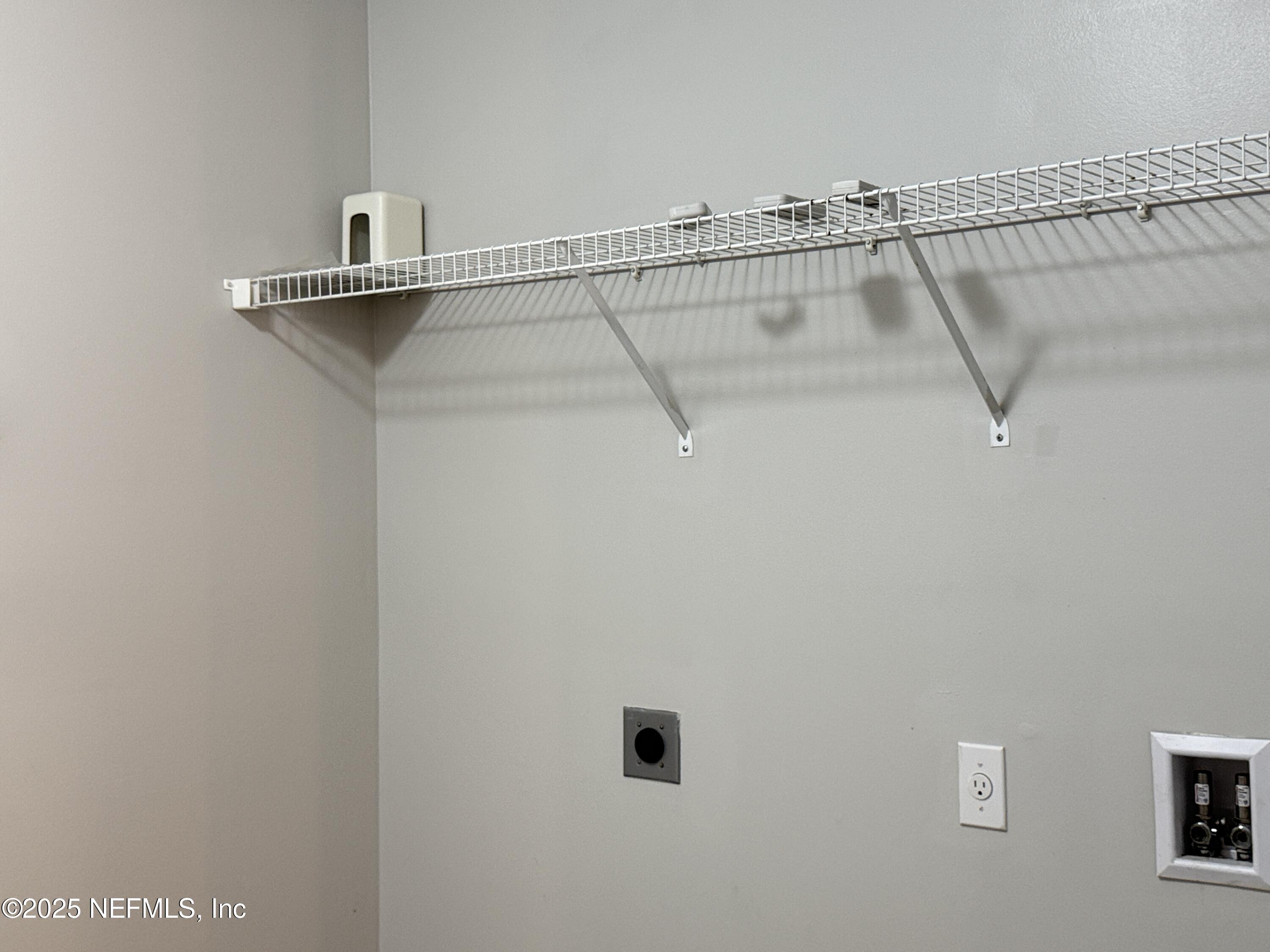 94267 Woodbrier Circle Fernandina Beach, FL 32034 - Photo 17 of 32 a view of a air conditioner