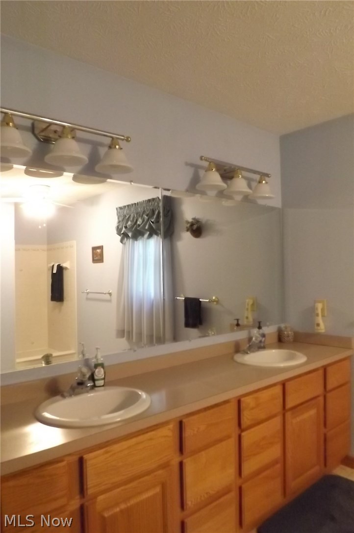 4553 Wood Road Madison, OH 44057 - Photo 10 of 14