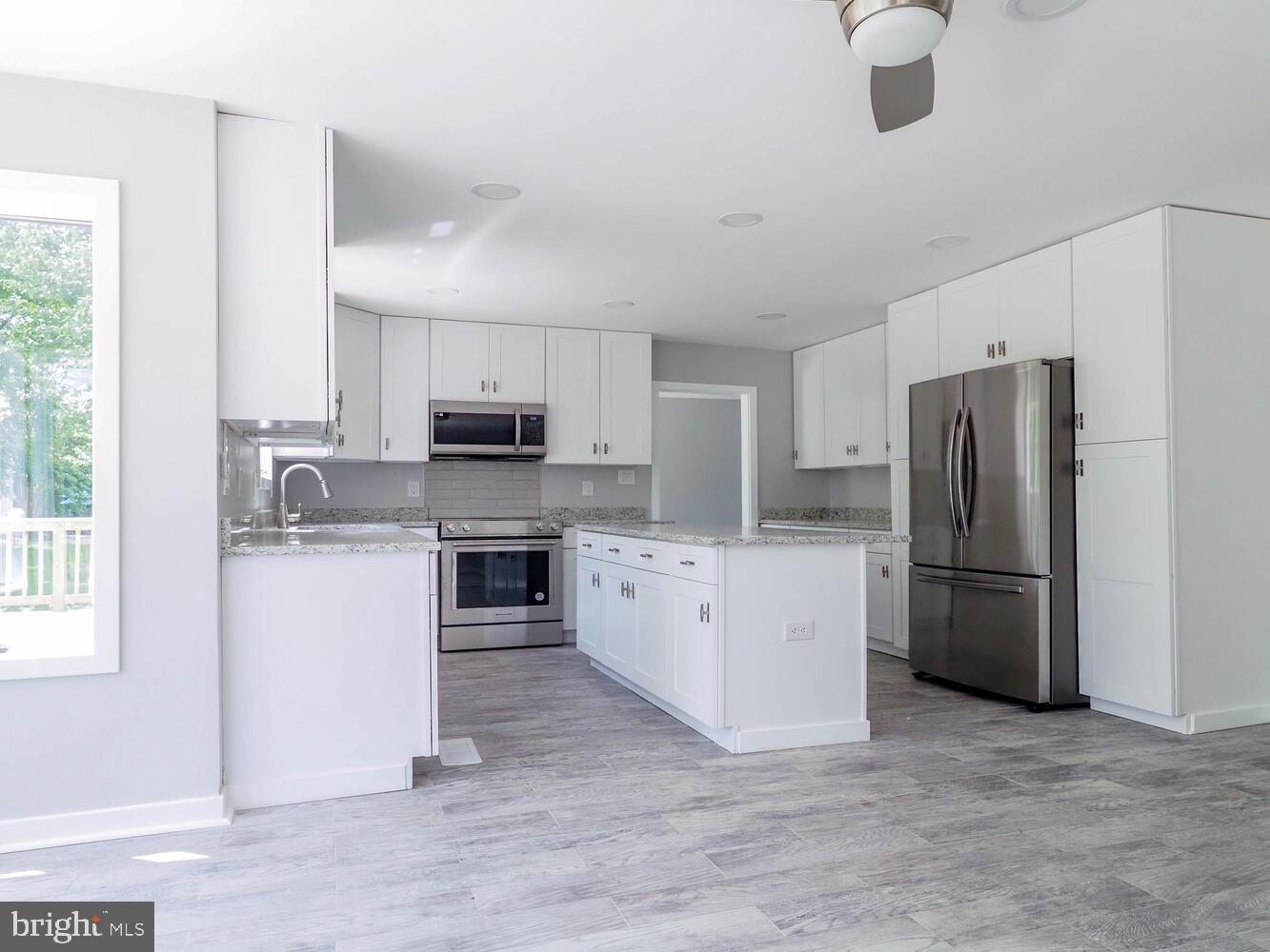 603 Harbor Drive Annapolis, MD 21403 - Photo 17 of 65