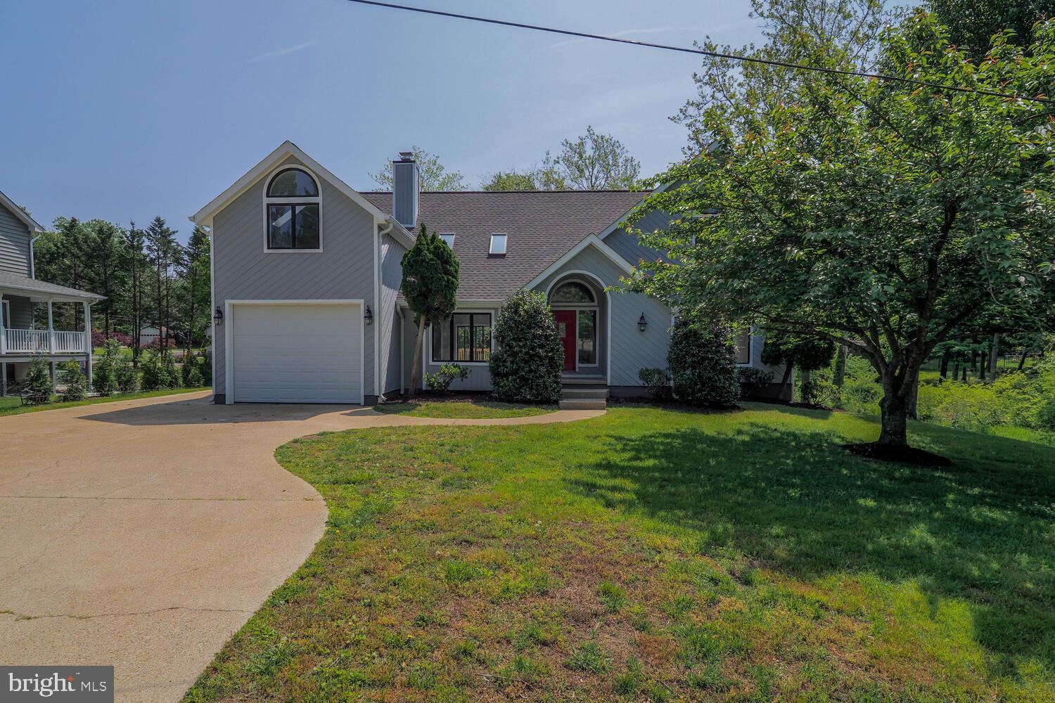 603 Harbor Drive Annapolis, MD 21403 - Photo 3 of 65