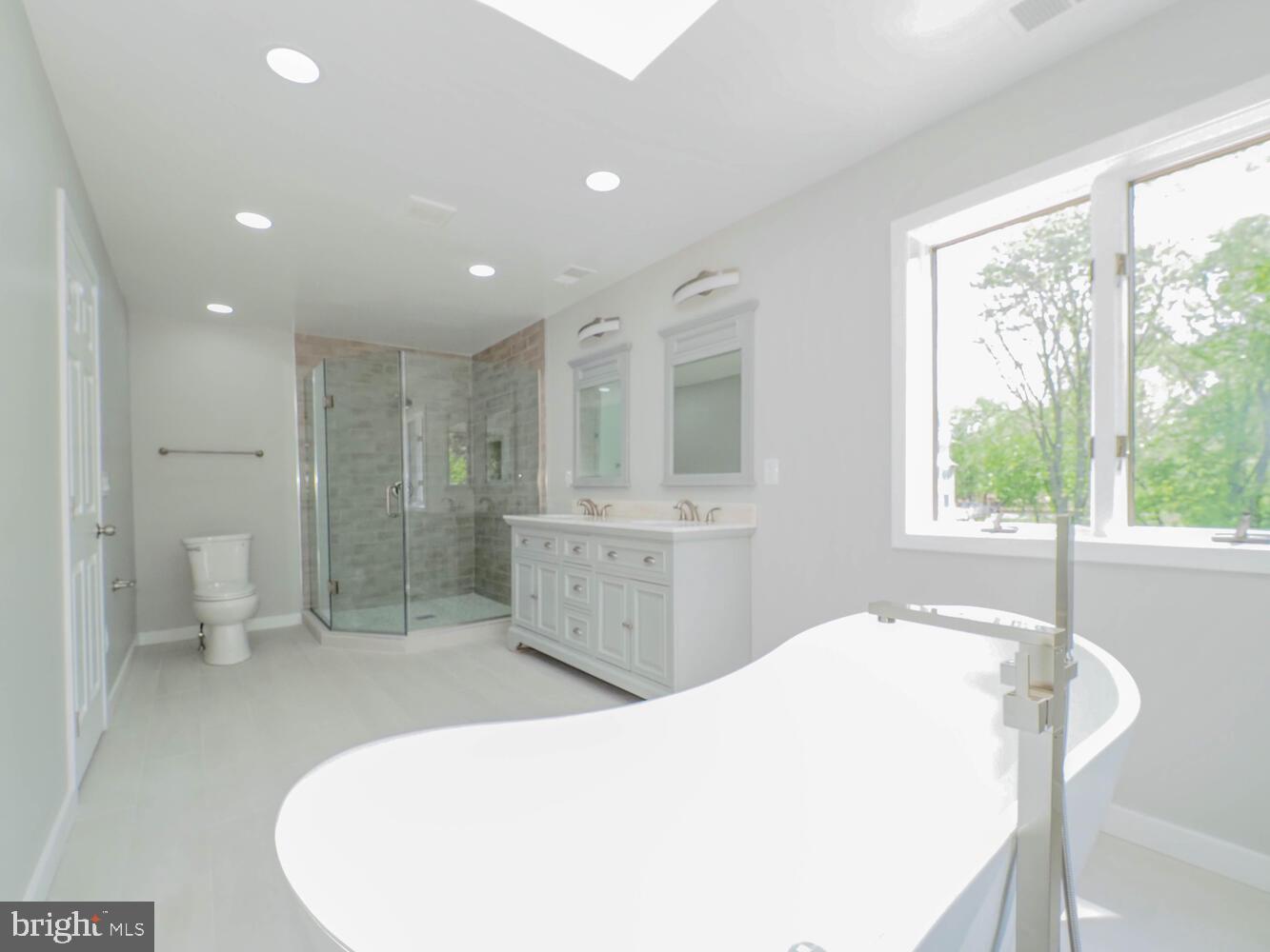 603 Harbor Drive Annapolis, MD 21403 - Photo 37 of 65