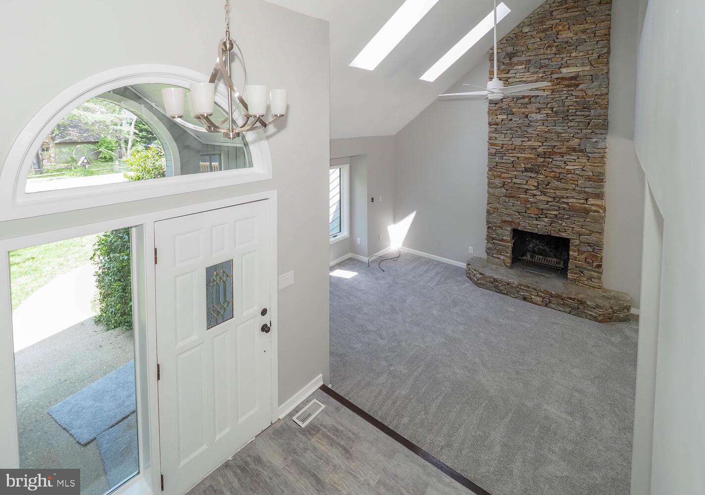 603 Harbor Drive Annapolis, MD 21403 - Photo 5 of 65