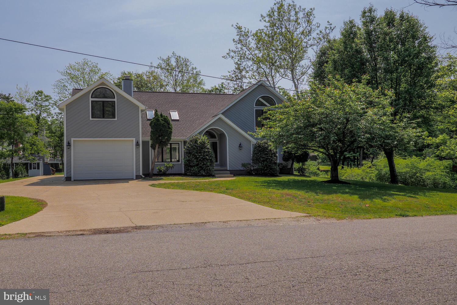 603 Harbor Drive Annapolis, MD 21403 - Photo 62 of 65