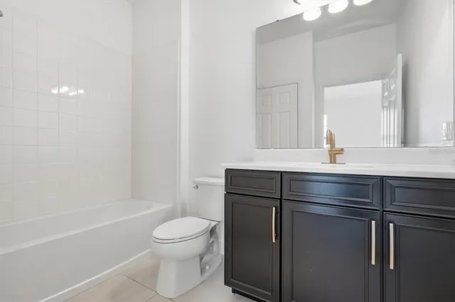 $795,000 | 612 Blackstone Street, Minneola, FL 34715