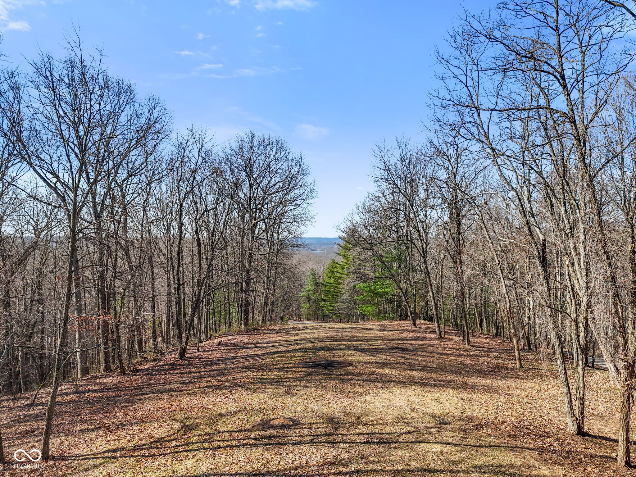 1867 Dynasty Ridge Road Martinsville, IN 46151 - Photo 2 of 14 Gallery Image 2