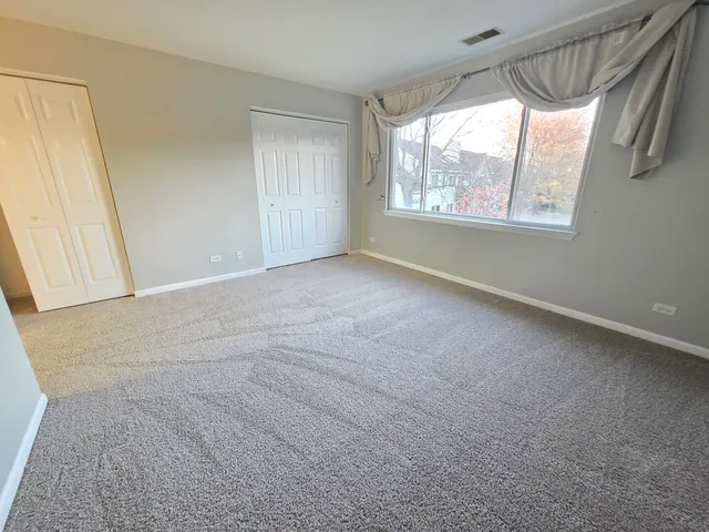 $2,300 | 3076 Kentshire Circle, Unit 3076, Naperville, IL 60564