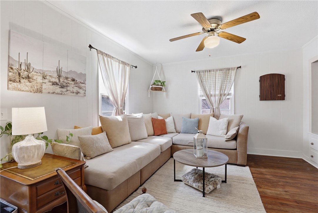 602 South Tugaloo Street Walhalla, SC 29691 - Photo 5 of 38 This inviting living room offers comfort and style with ample natural light.