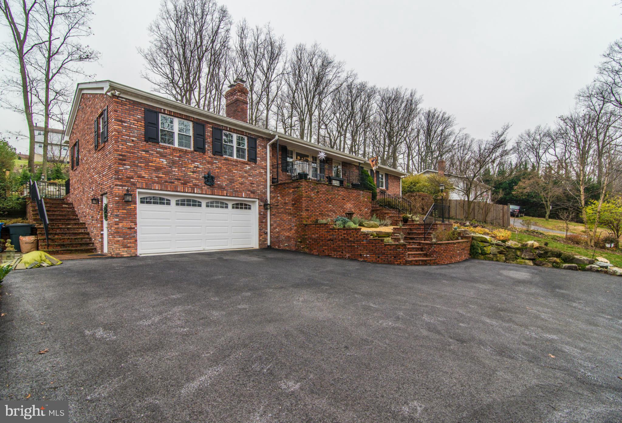 23901 Stringtown Road Clarksburg, MD 20871 - Photo 4 of 30 Enormous Driveway allows for multiple cars