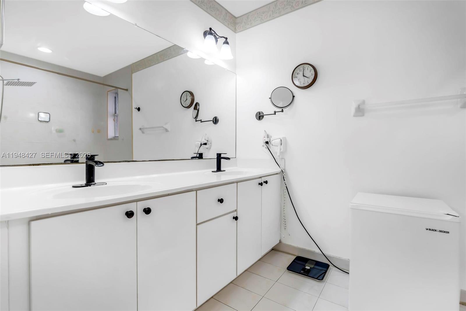 8735 Southwest 158th Path Miami, FL 33193 - Photo 26 of 50