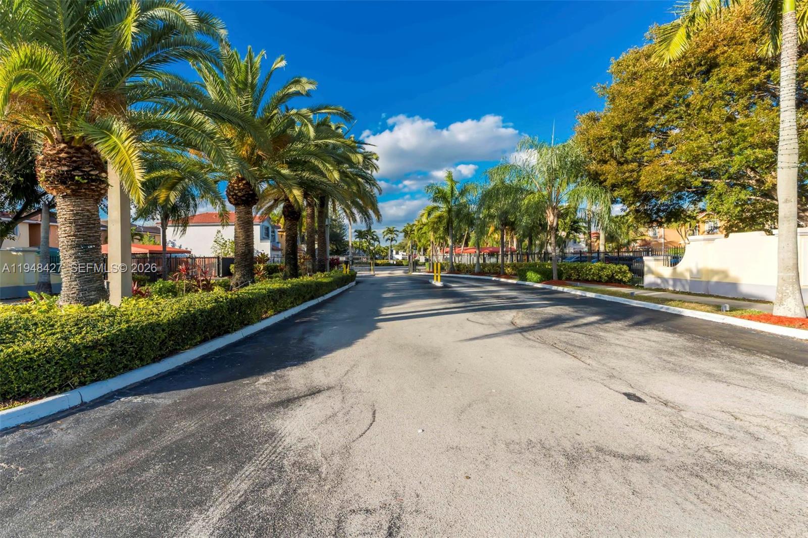 8735 Southwest 158th Path Miami, FL 33193 - Photo 45 of 50