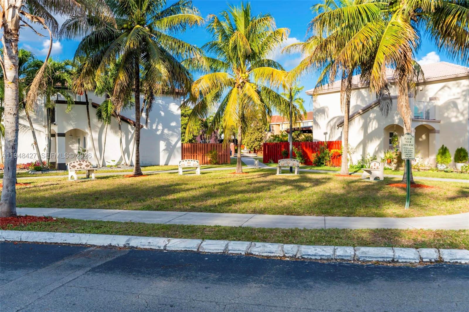 8735 Southwest 158th Path Miami, FL 33193 - Photo 46 of 50