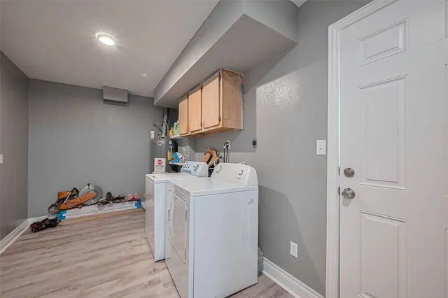 $299,999 | 5822 Shurmard Drive, Houston, TX 77092