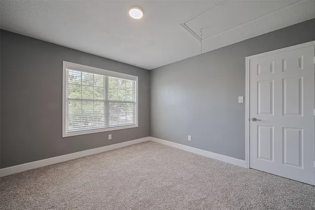 $299,999 | 5822 Shurmard Drive, Houston, TX 77092