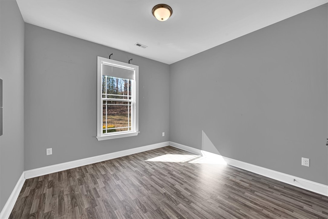 306 Ross Street Piedmont, SC 29673 - Photo 16 of 31 Bedroom 2