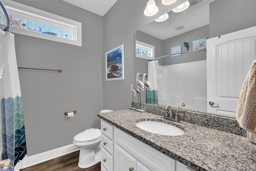 306 Ross Street Piedmont, SC 29673 - Photo 18 of 31 Hall Bath