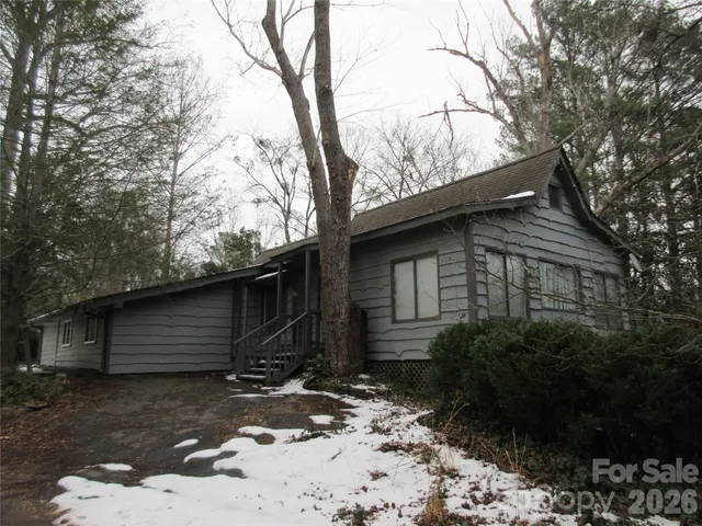 $317,000 | 31 Ford Ridge Lane, Columbus, NC 28722