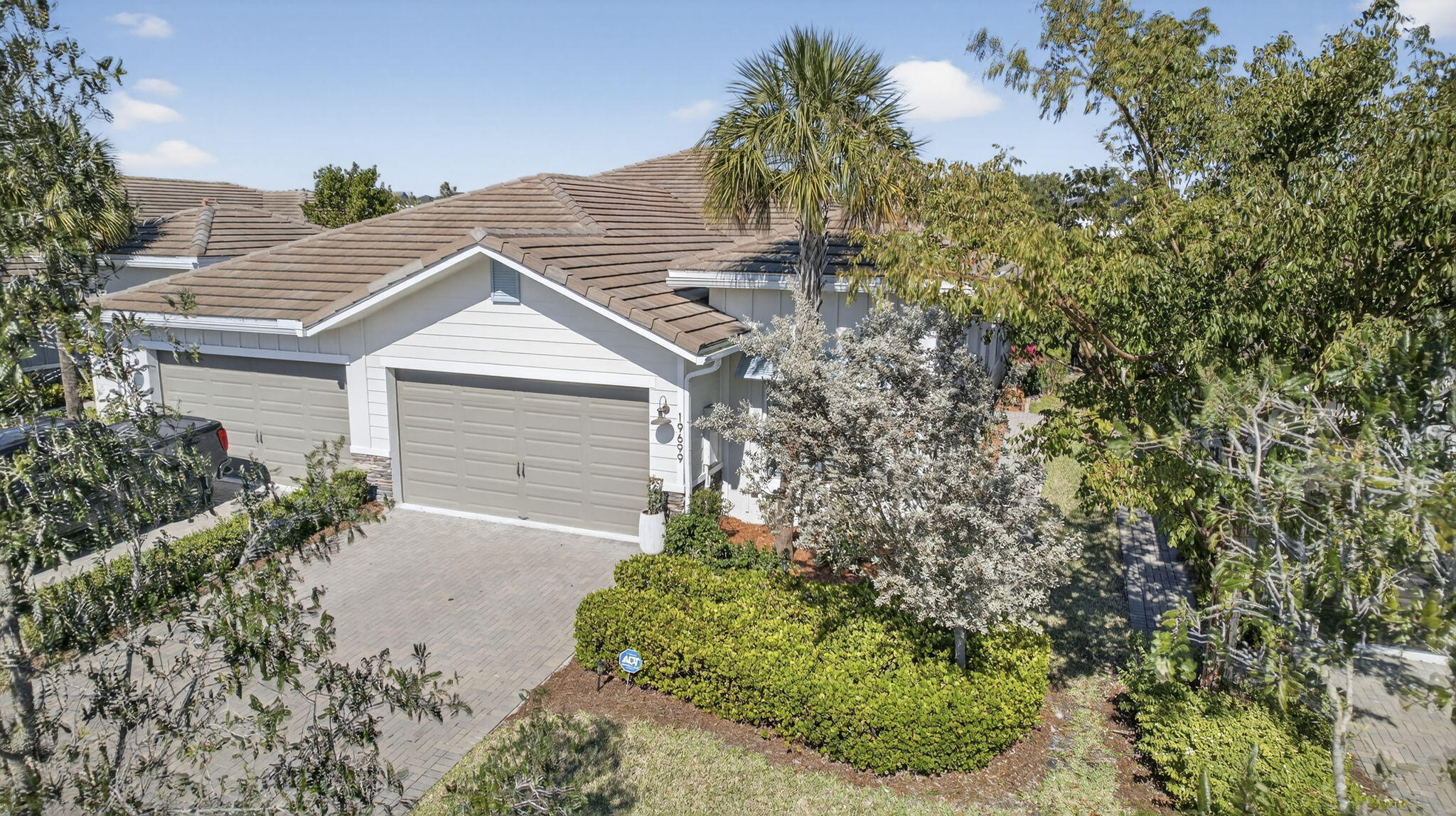 19699 Weathervane Way Loxahatchee, FL 33470 - Photo 3 of 61 54-web-or-mls-DJI_0979