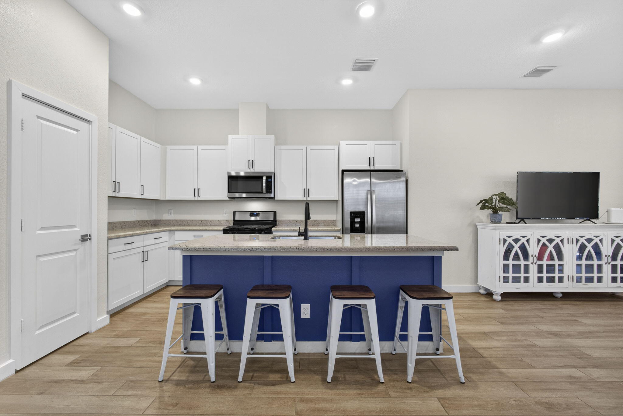 19699 Weathervane Way Loxahatchee, FL 33470 - Photo 10 of 61 19-web-or-mls-BS1A3657