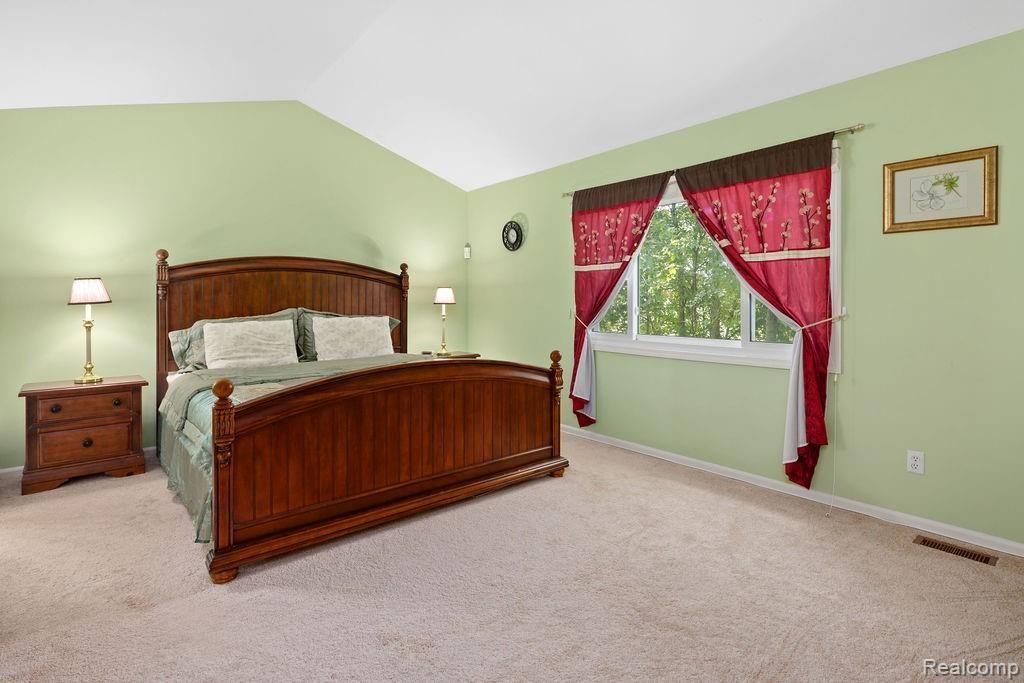 695 Woodfield Way Rochester, MI 48307 - Photo 18 of 30 GO0A3478.jpg