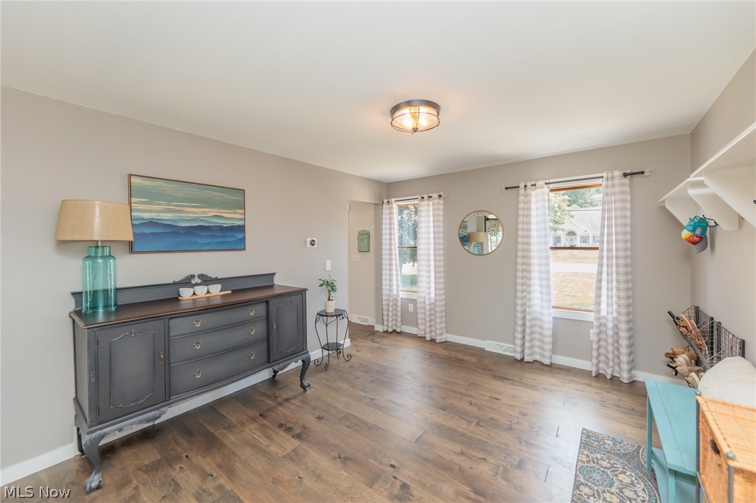 Flex space: can be used for entry way drop zone or dining room adjacent to the kitchen