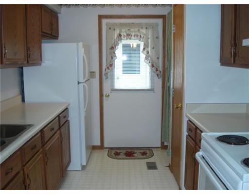 4246 Midfield Street Springfield, OH 45503 - Photo 8 of 10 Gallery Image 8