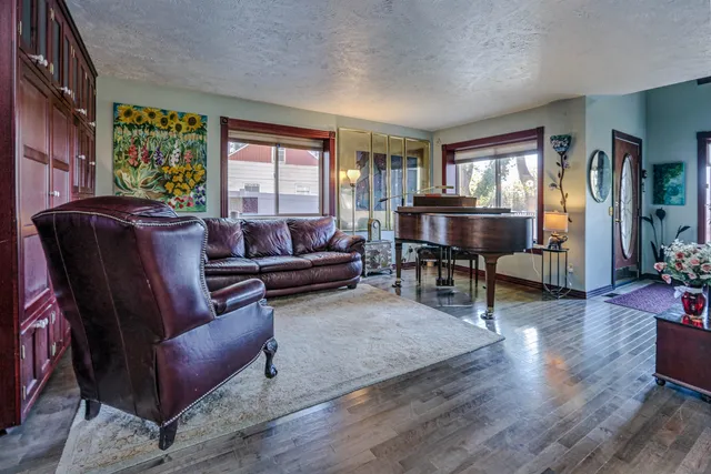 $475,000 | 716 West 6th Street, Medical Lake, WA 99022