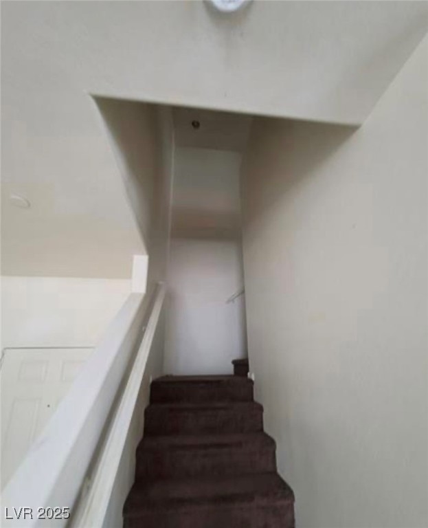 9033 Savvy Seam Court Las Vegas, NV 89149 - Photo 24 of 41