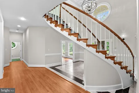 $2,550,000 | 190 Falcon Ridge Road, Great Falls, VA 22066